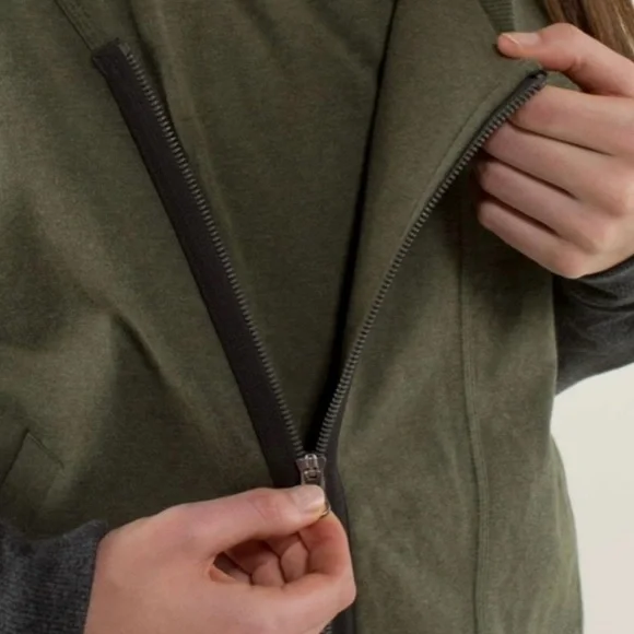 Lululemon Mula Bundle Wrap - Heathered Fatigue Green Gray Size 6 - Picture 4 of 12